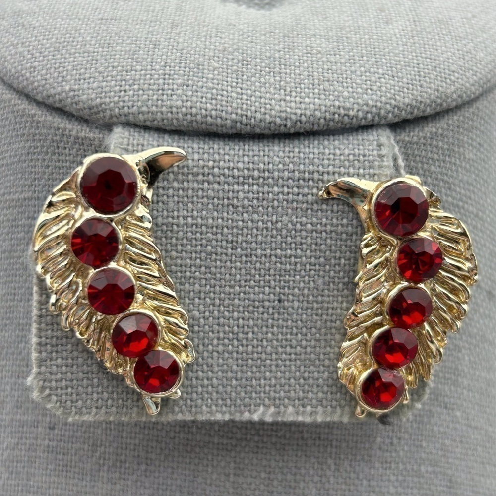 Vintage Silver Tone Abstract Textured Bird Clip On Earrings with Red Rhinestones